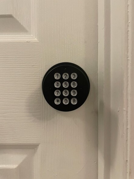 Building Photo - 3115 Marshall Dr