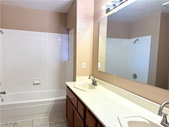 Building Photo - 7640 Botany Bay Dr