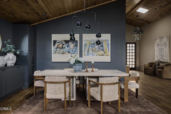 Building Photo - 12406 La Maida St