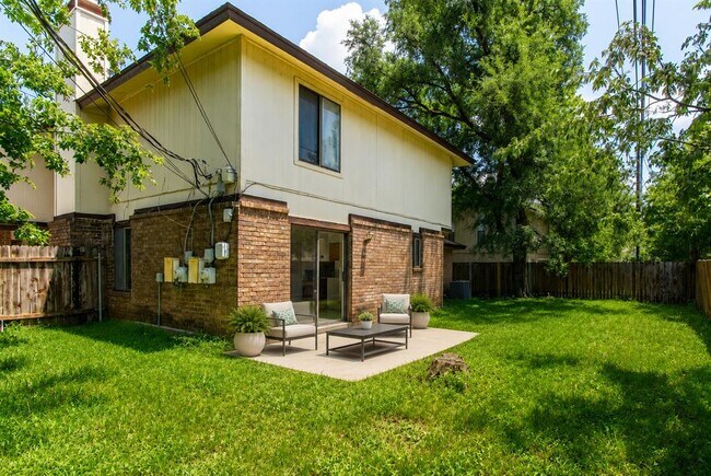 Building Photo - 8517 Fathom Cir