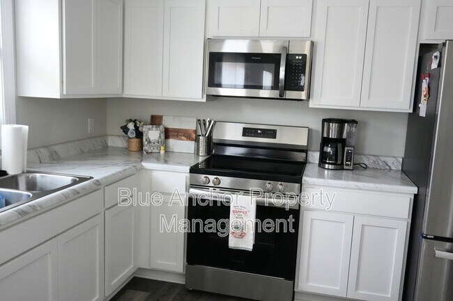 Building Photo - 206 Browns Ferry Rd