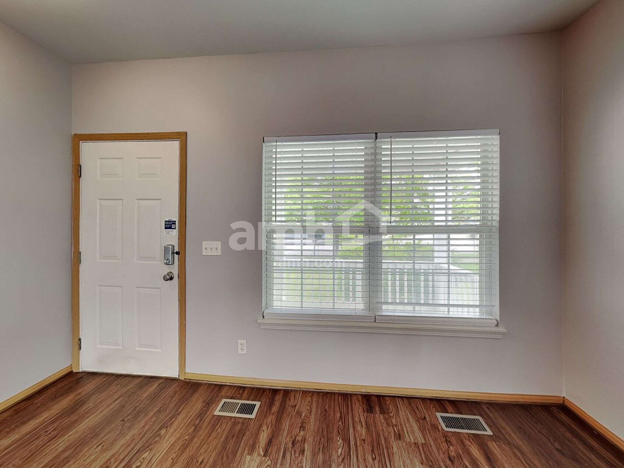 Building Photo - 21343 Earhart Ct
