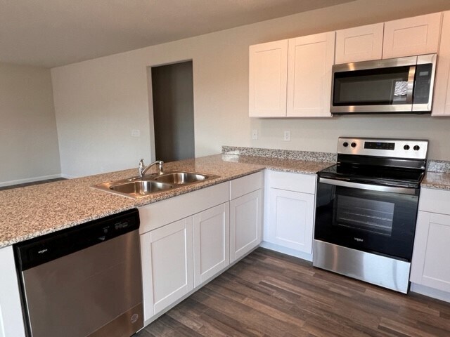 Building Photo - 6600 S Mystic Ave