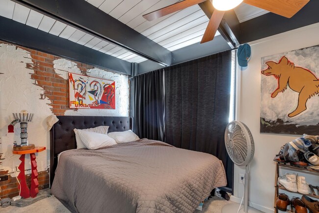 Building Photo - 220 Belmont Rd