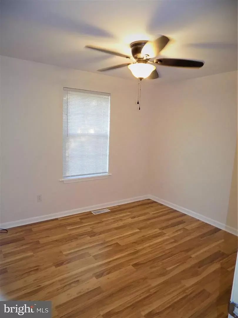 Bedroom 2 - 25 Stadium Cir