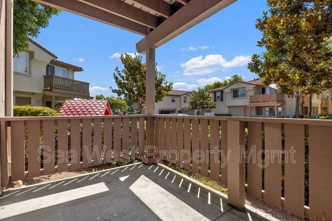 Building Photo - 6148 Paseo Granito