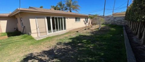 Building Photo - 1220 W Kamala St