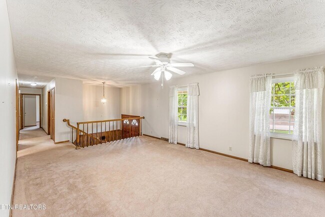 Building Photo - 9528 Gulf Park Dr