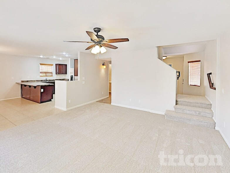 Building Photo - 396 W Corriente Ct