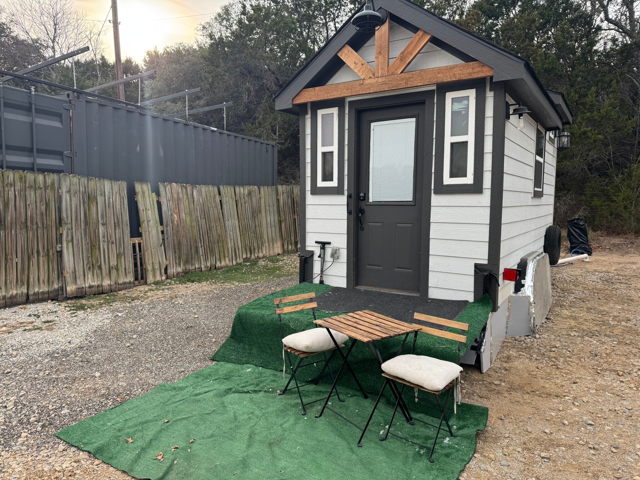 Building Photo - 132 Alma St