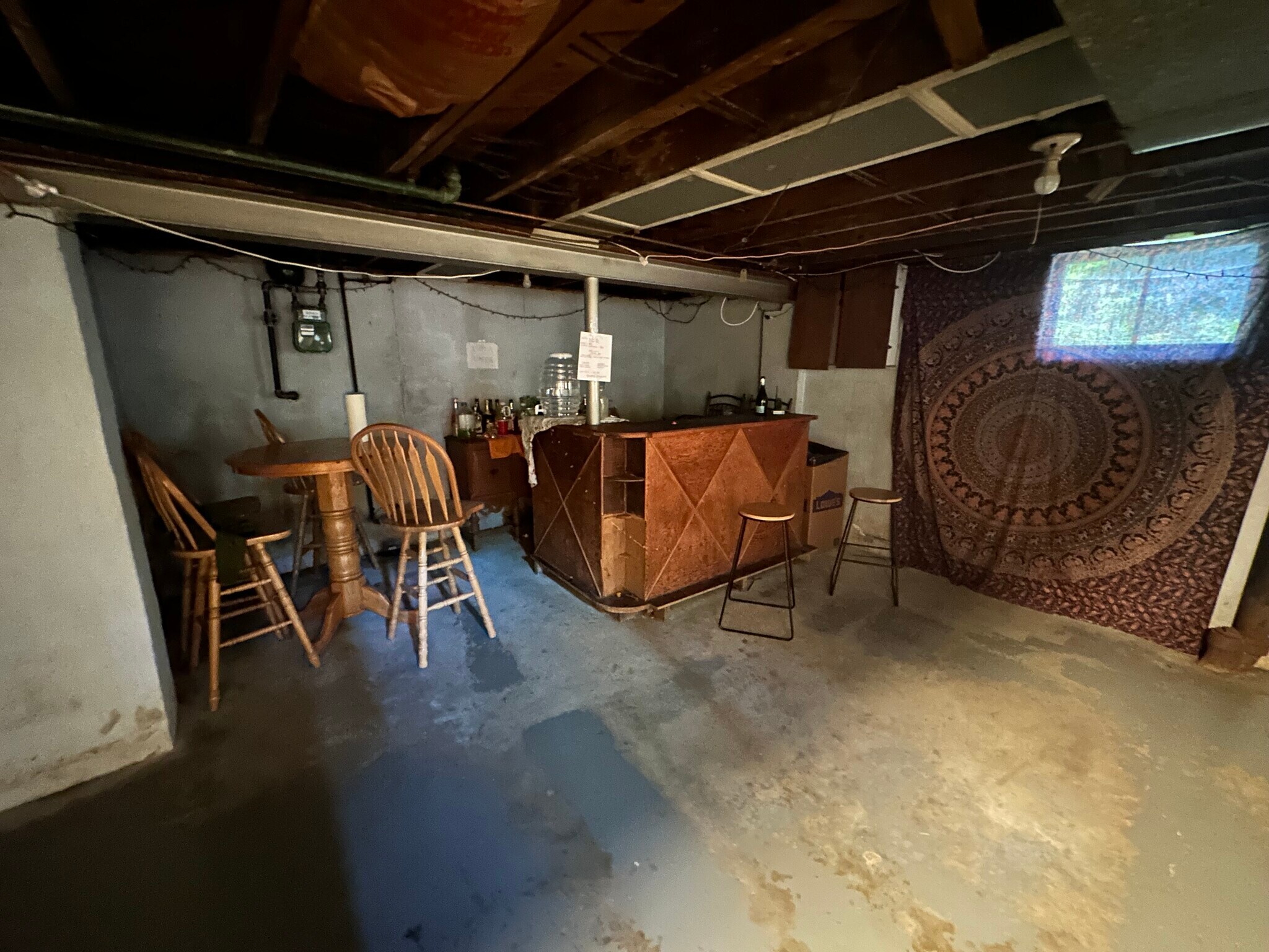 Building Photo - 563 Rellim Dr