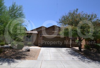 Building Photo - 3747 E Zachary Dr
