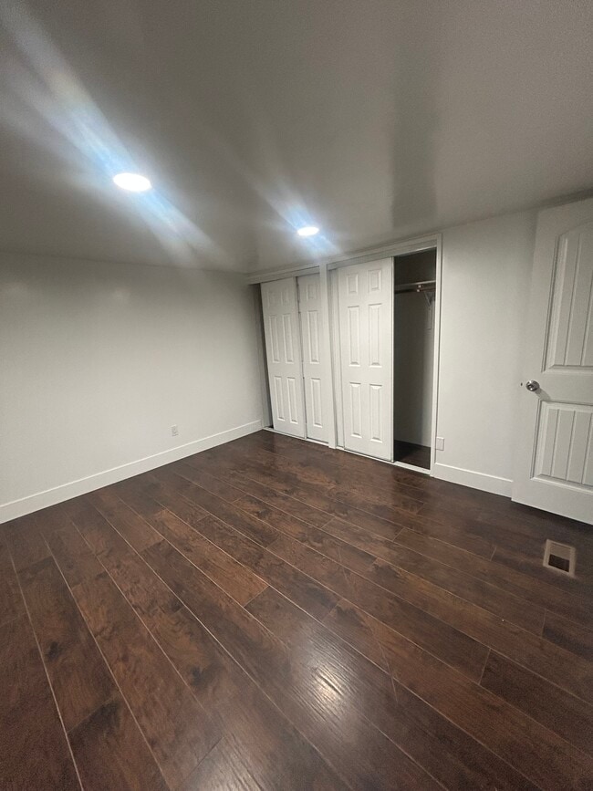 Building Photo - 5682 Lupin Dr