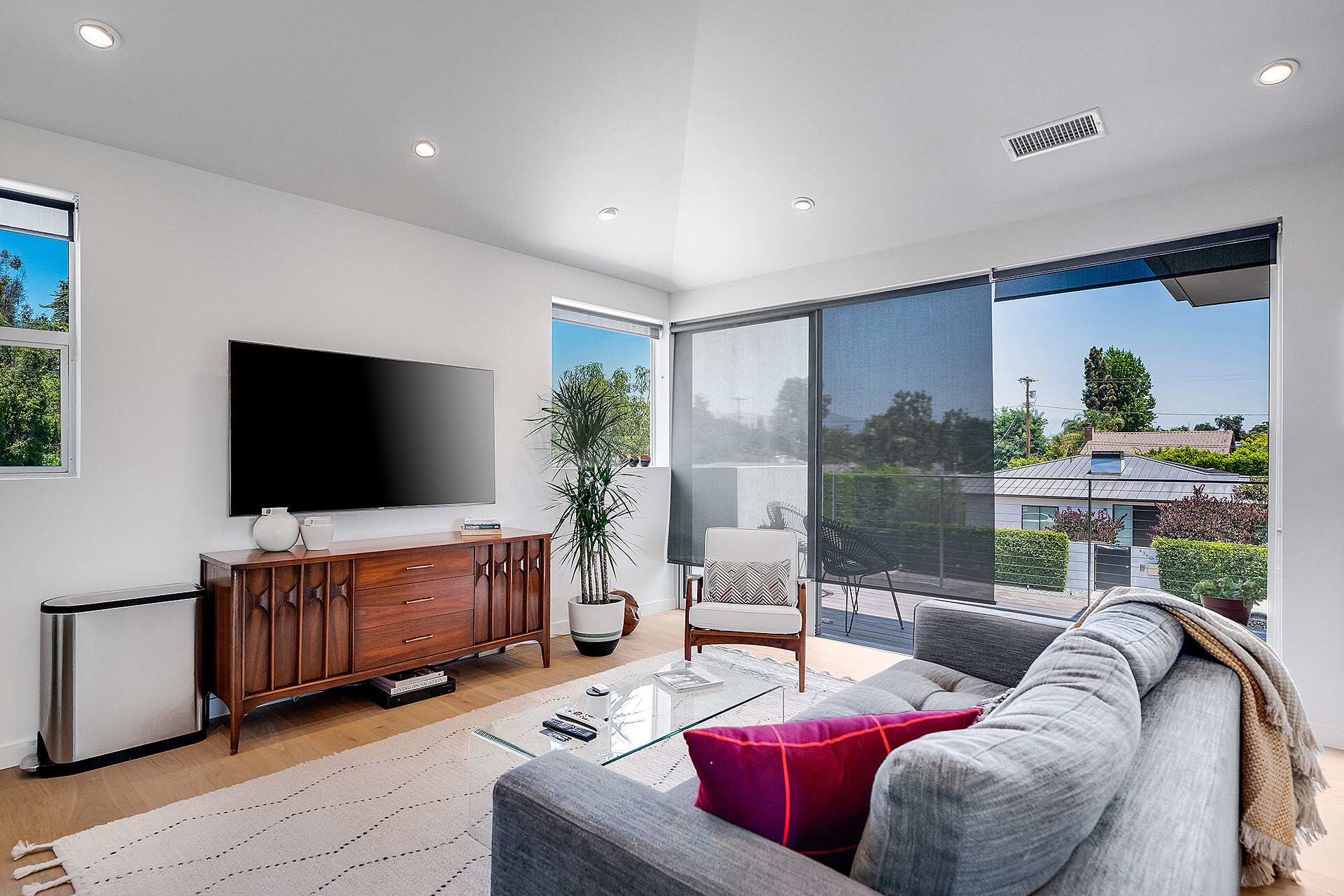 Building Photo - 4539 Beck Ave