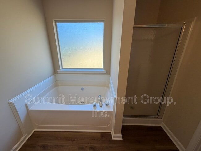 Building Photo - 3965 Brushymill Ct