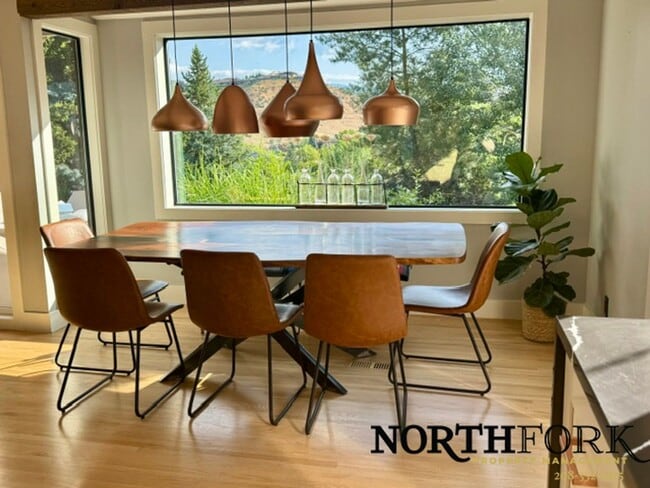 Building Photo - Beautiful Boise Heights Home!