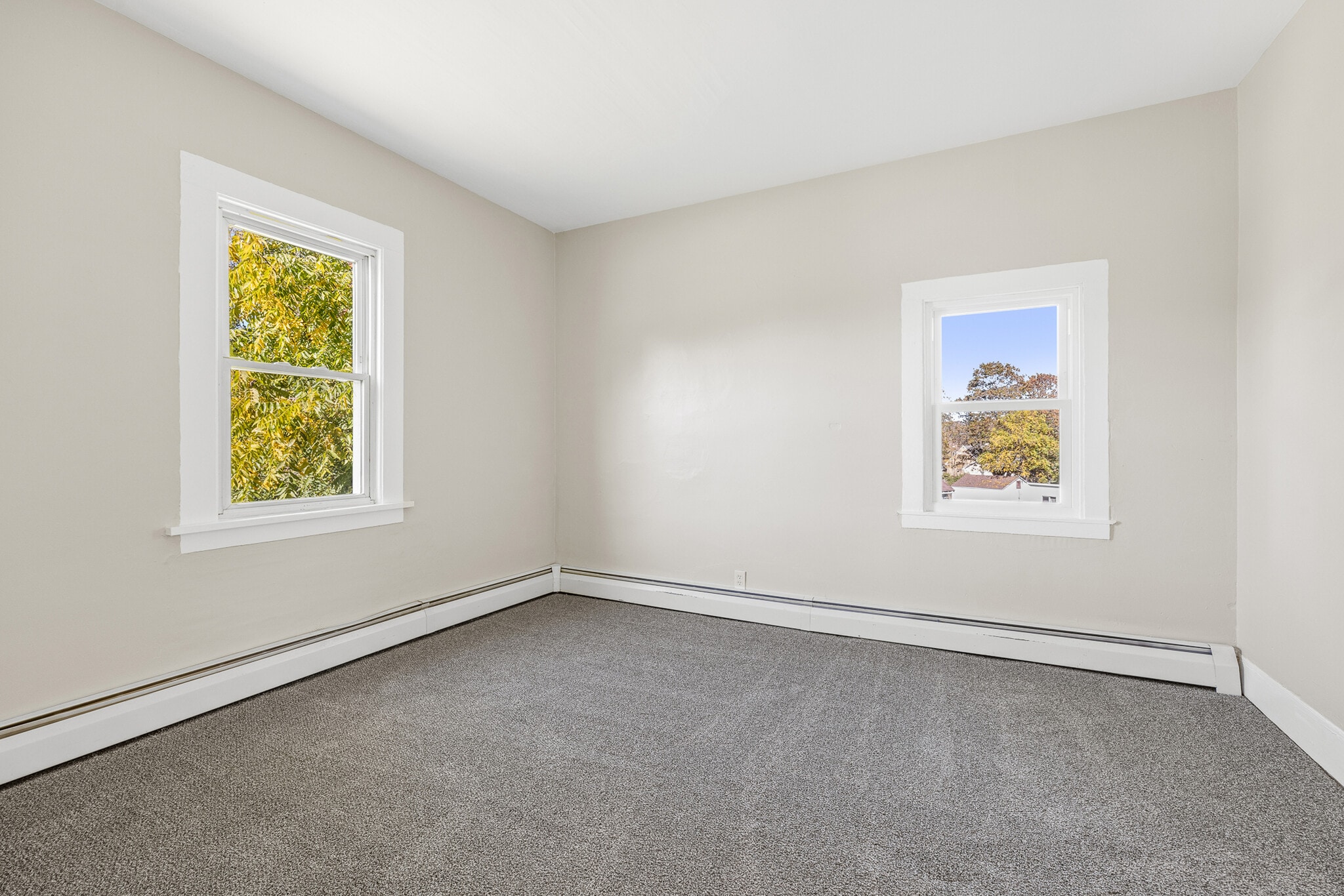 Building Photo - 5312 Genesee St