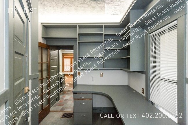 Building Photo - 1701 D St