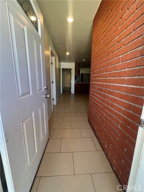 Building Photo - 44558 Stanridge Ave