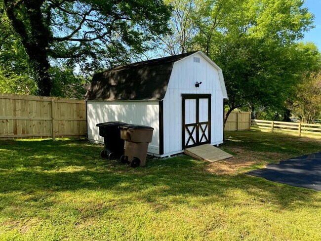 Building Photo - 2 bedroom in Nashville TN 37216
