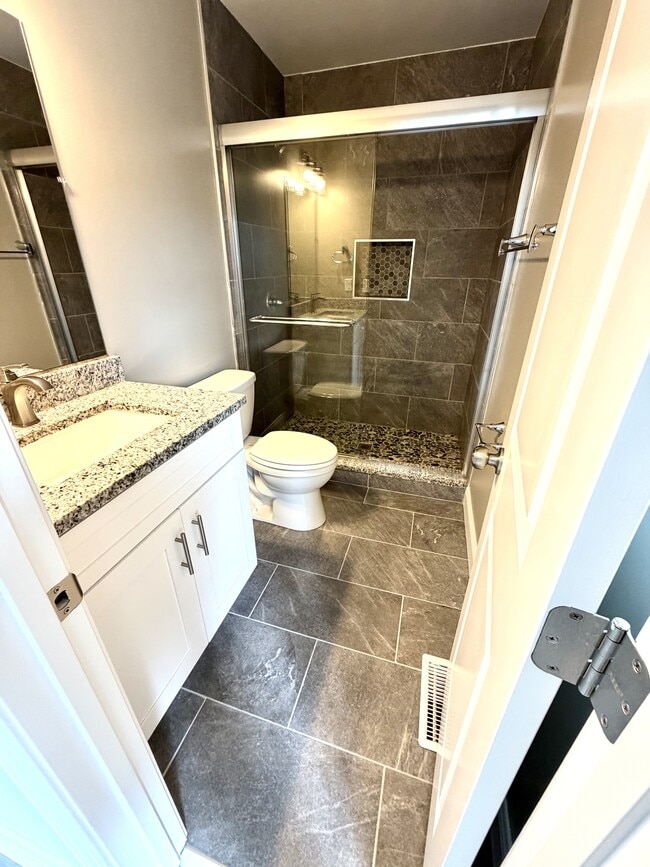 Building Photo - 1 Melissa Ln