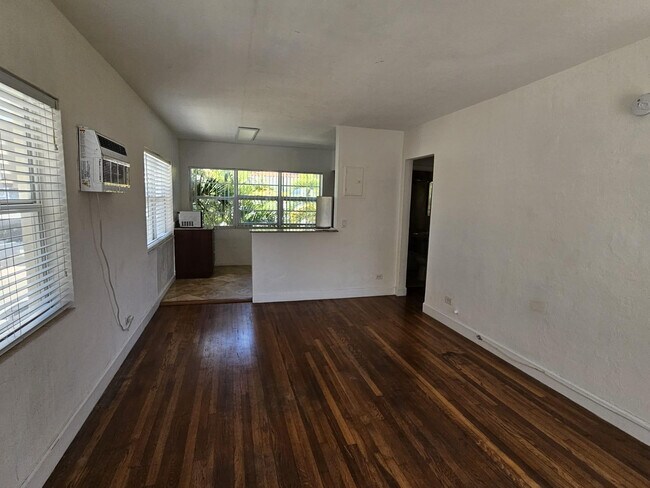 Building Photo - 7950 Abbott Ave