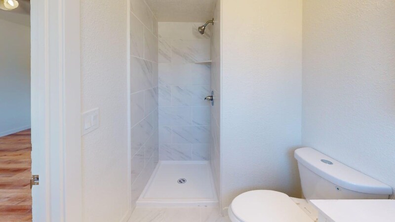 Building Photo - 430 Neil Dr