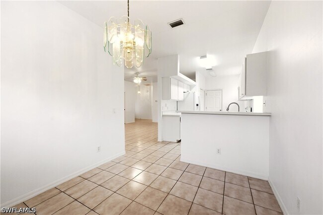 Building Photo - 10707 Pearl Bay Cir