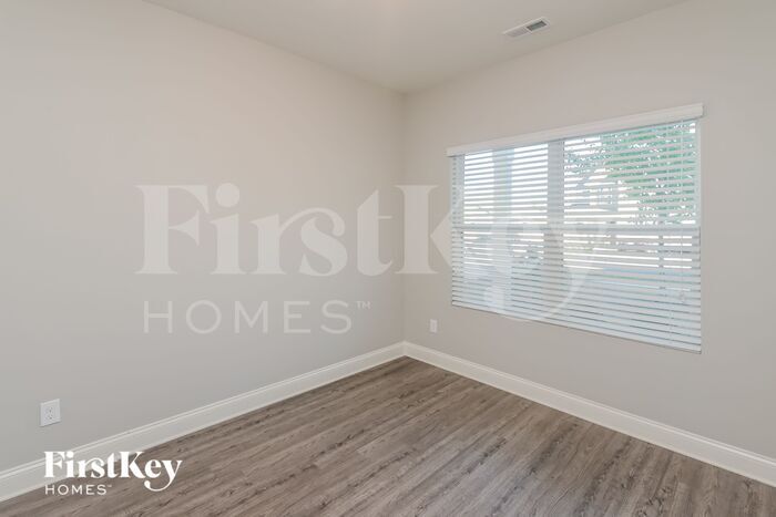 Building Photo - 9220 Evans Creek Ct