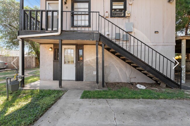 Primary Photo - Great rental near Texas Tech University an...