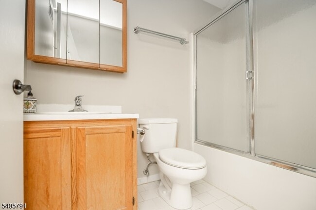 Building Photo - 52 Brookside Ln