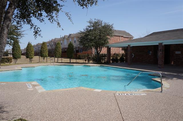 Building Photo - 8738 Bigelow Dr