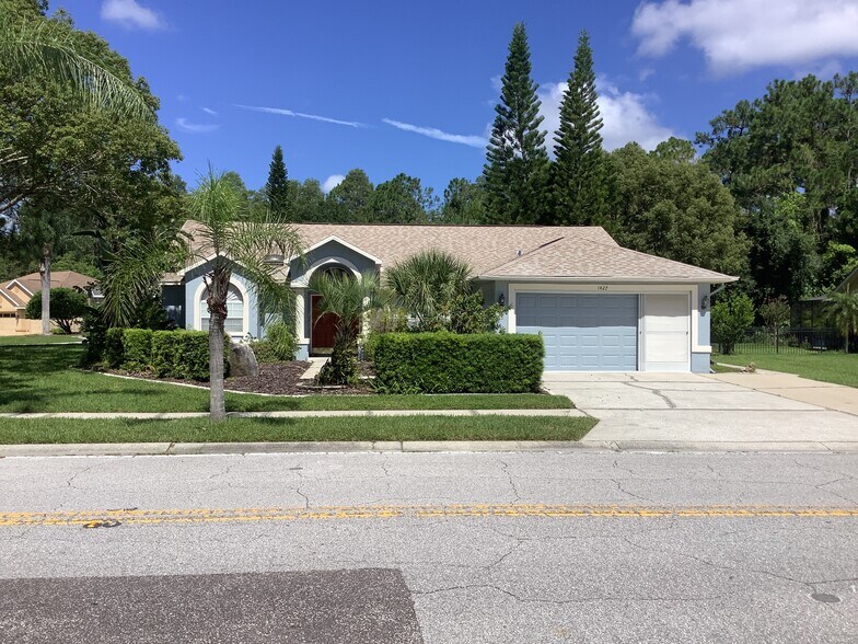 Primary Photo - 1427 Kinsmere Dr