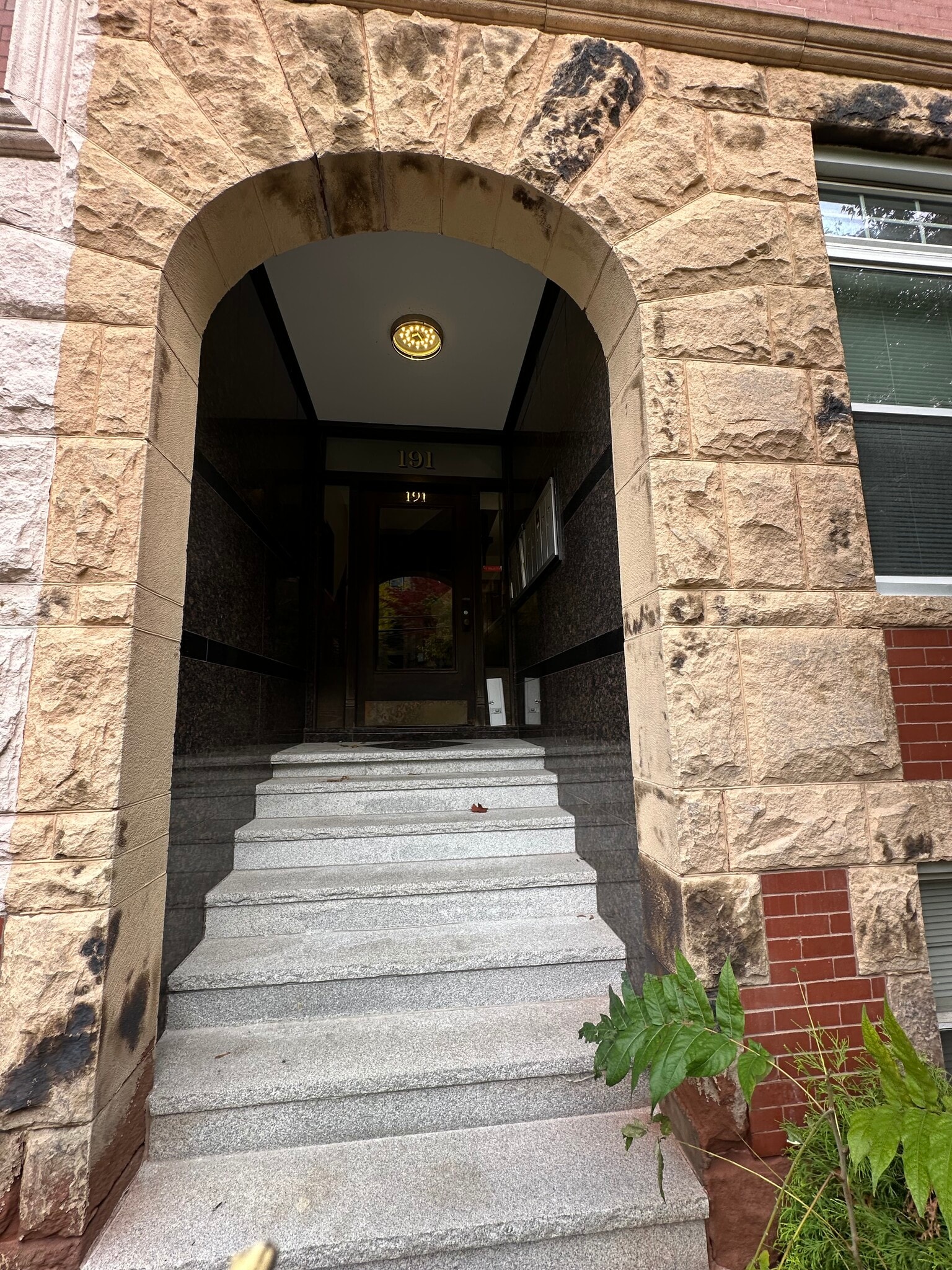 Building Photo - 191 Winthrop Rd