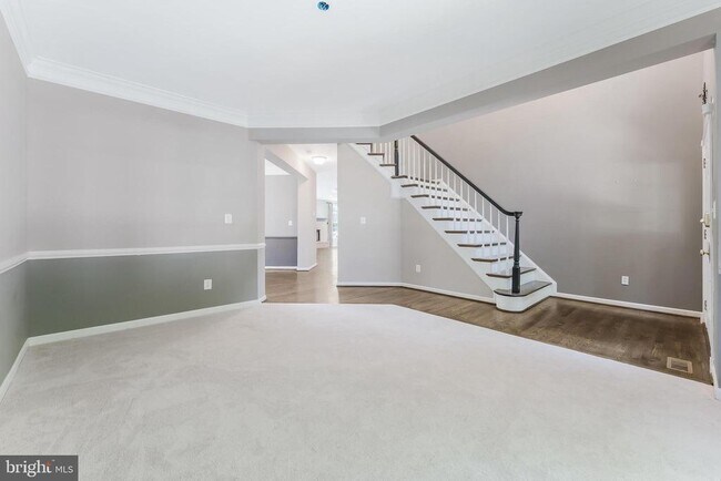 Building Photo - 20152 Boxwood Pl