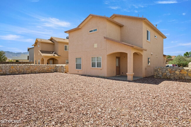 Building Photo - 5376 Jose Duran Ln