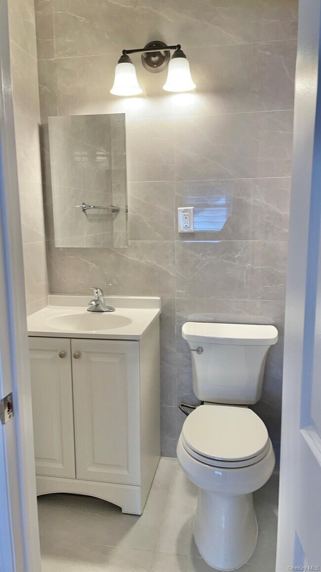 Building Photo - 43-22 213th St