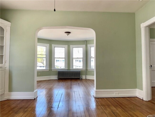 Building Photo - 550 Winter St