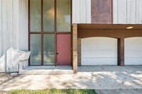 Building Photo - 41 S Cedar St