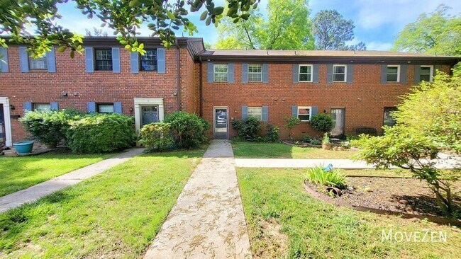 Building Photo - 5805 Nottoway Ct