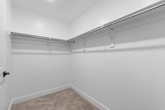Building Photo - 874 Windsong Wy
