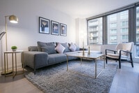 Building Photo - 7 E 91st St