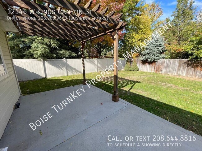 Building Photo - 12146 W Kings Canyon St