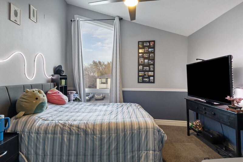 Building Photo - 752 Raygene Way