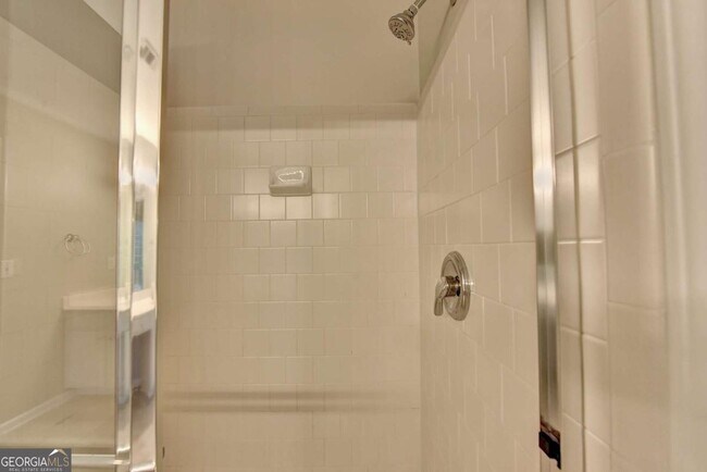 Building Photo - 7470 Brookwood Way