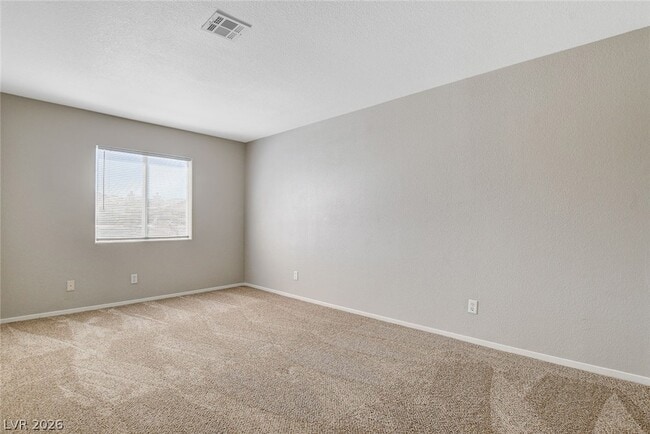 Building Photo - 2216 Benmore St