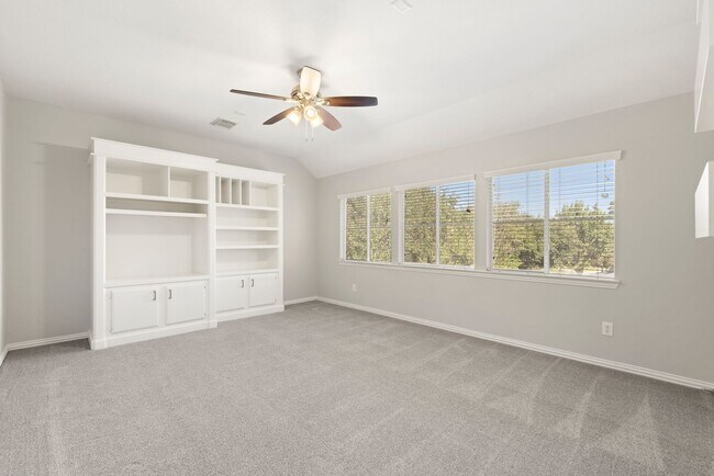 Building Photo - Magnificent Corner-Lot Retreat with Pool &...