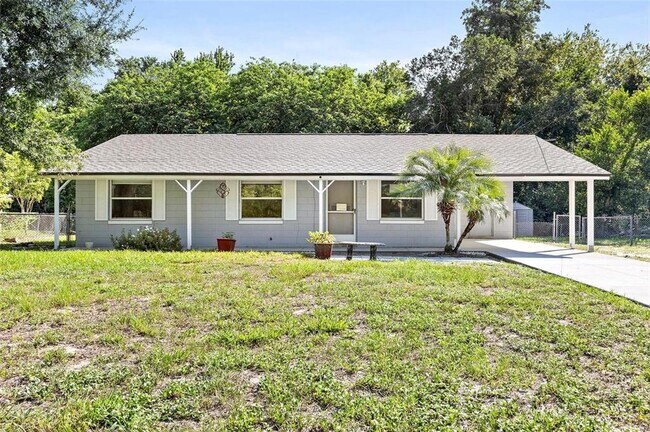 Primary Photo - 950 Pearl Dr