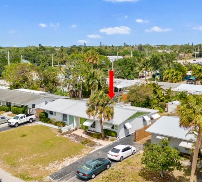 Building Photo - 411 Robalo Ct