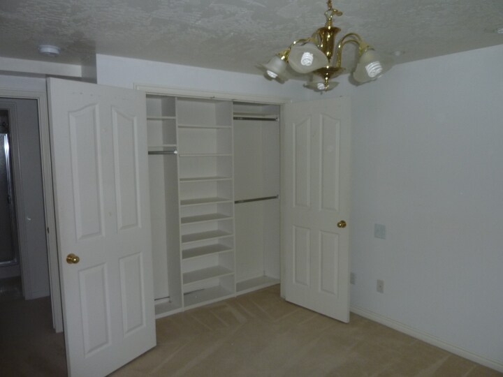 Building Photo - 8627 S Cima Dr